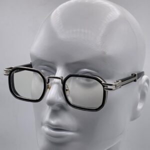 Maybach "The Diplomat" Arctic-Clear