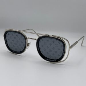 Louis Vuitton "Monogram Illusion" Navigators