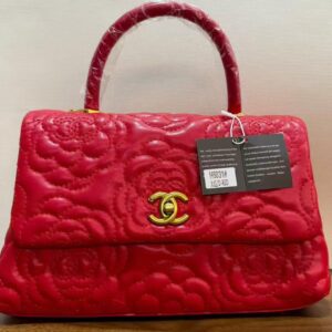 The Chanel "Coco Heritage" Series: Timeless Structure & Sculptural Blooms