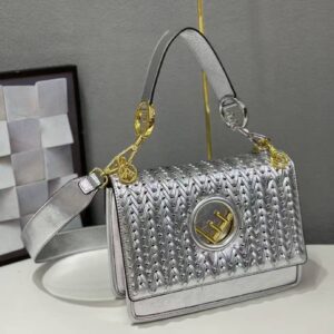 The Idumota "Metropolitan Weave" Crossbody: Sculptural Form, Elite Presence