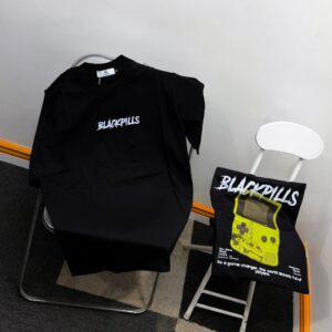 Soft Cotton Tee – Trendy Graphic Streetwear Shirt