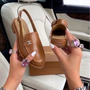 CHANEL® Inspired Women’s Slingback Loafers – Elegant Pointed-Toe Leather Mules with Crystal CC Logo & Block Heel