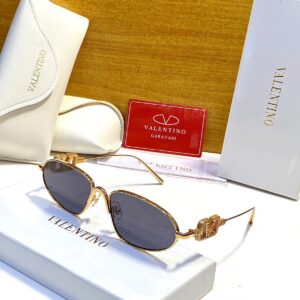 Valentino Garavani "V-Logo Runway" Eyewear