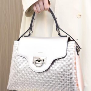 The Pedra "Artisan Heritage" Collection: Sculptural Elegance for the Modern Icon