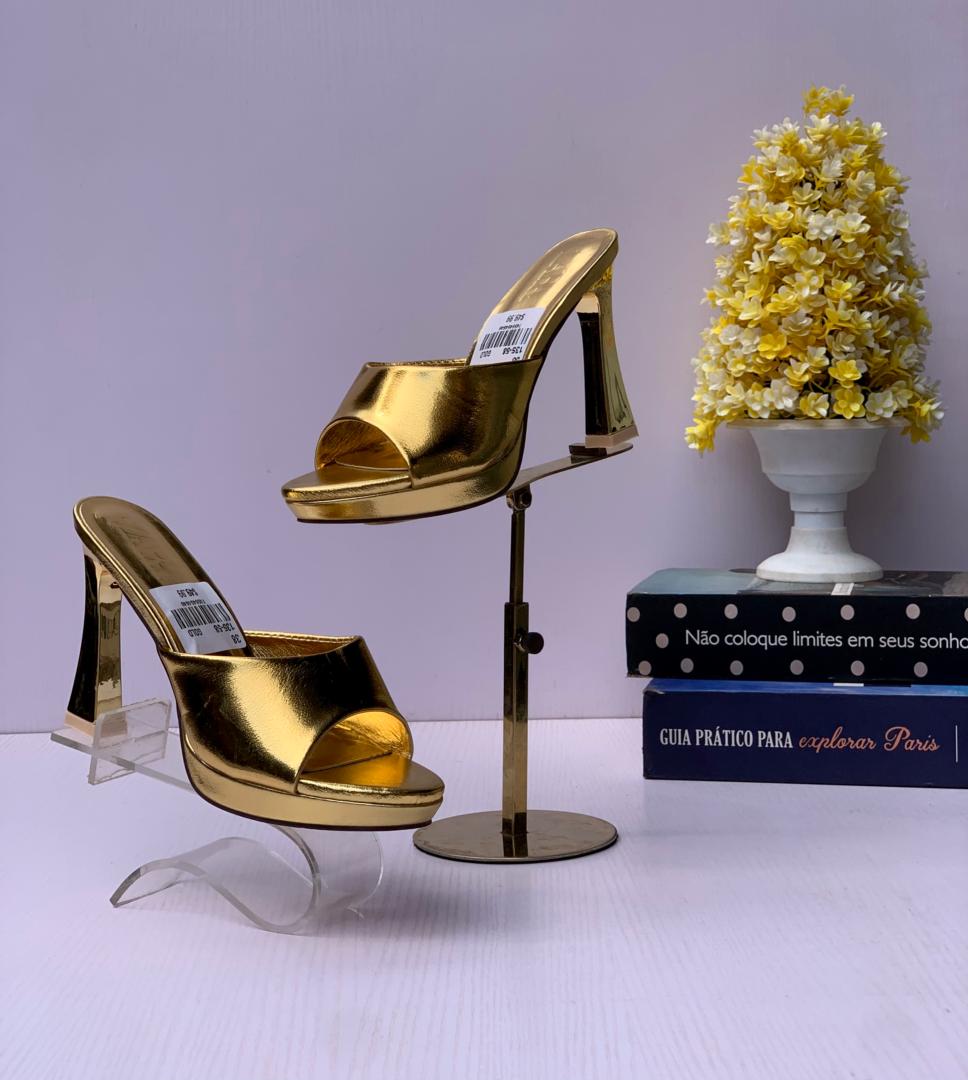 Vaidade "Orb" Sculptural Mules – High-Gloss Avant-Garde Pointed Heels - Image 3