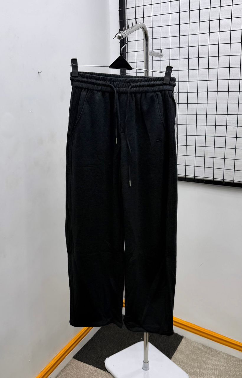 Premium Wide-Leg Lounge Trousers – The Modern Minimalist