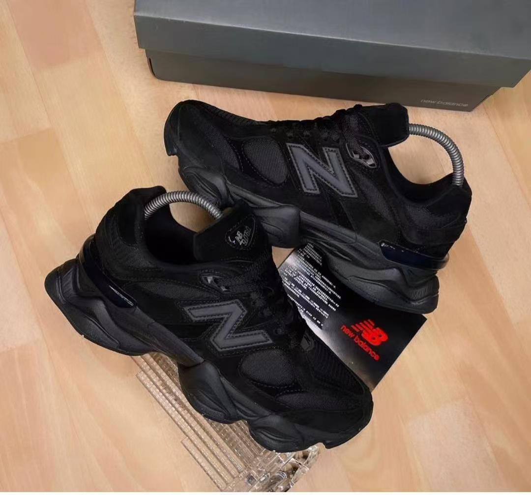 Urban Trainer Sneakers - Lock-Fit Footwear