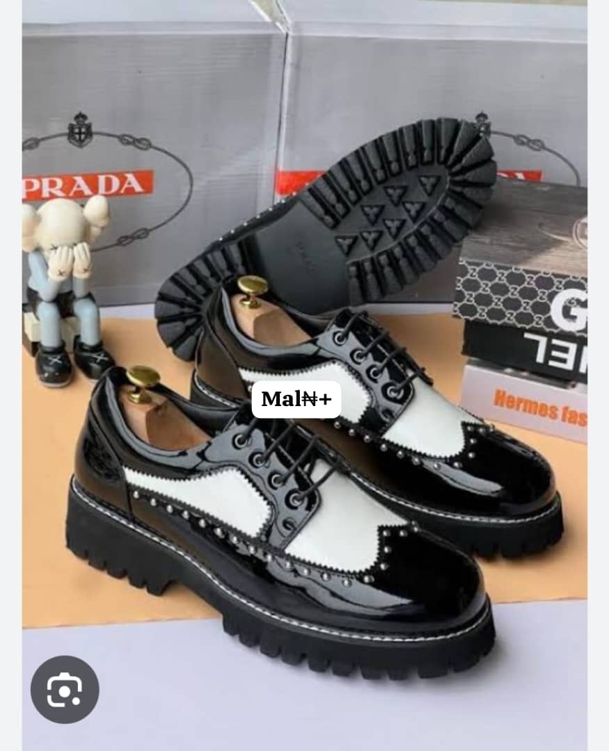 Studded Monolith Wingtips