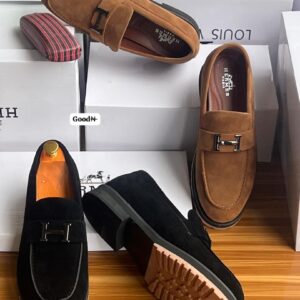 Lug-Sole Signature Loafers - Black