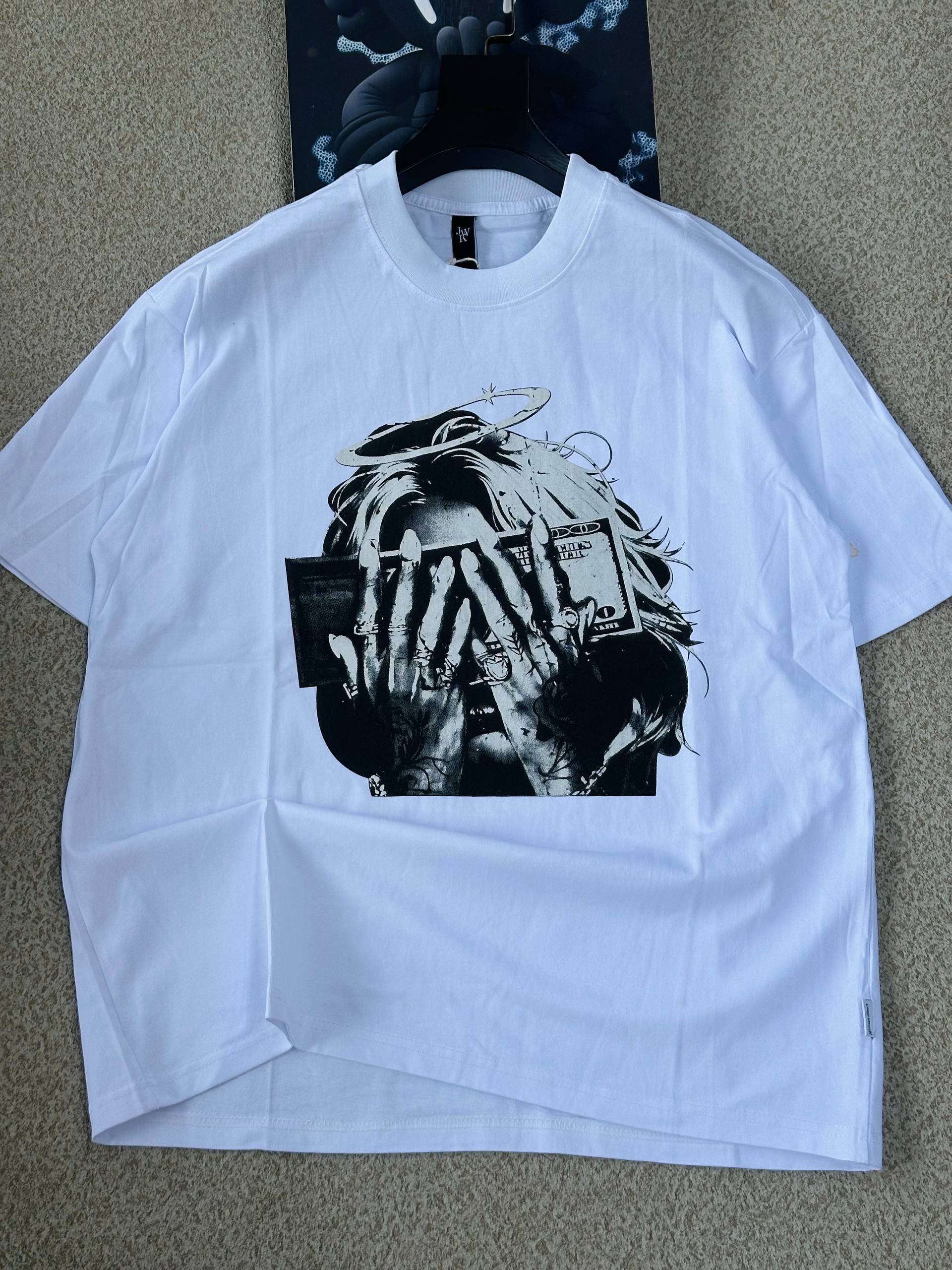 Men's Luxury Minimalist T-Shirt - Multi-Dimensional Texture