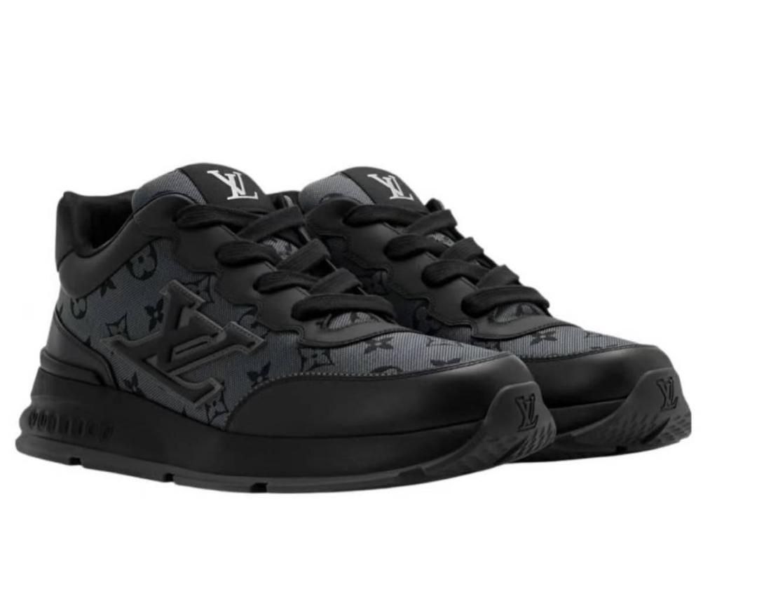 Classic Monogram Runner Shoes