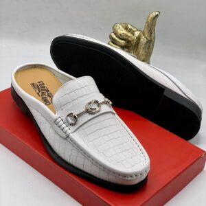 Men’s Premium Scale-Embossed Leather Mules