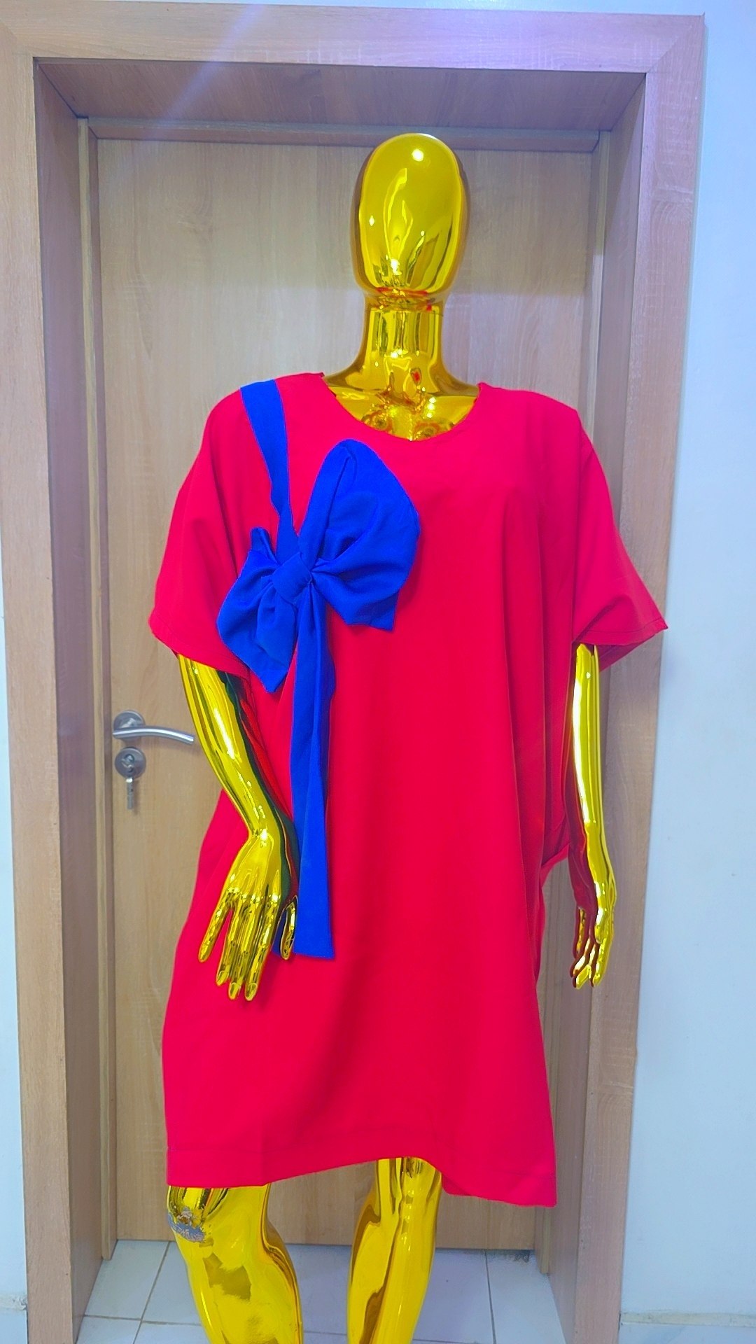 Women’s Signature Bow-Accent Short Kaftan - Crimson with Azure Bow