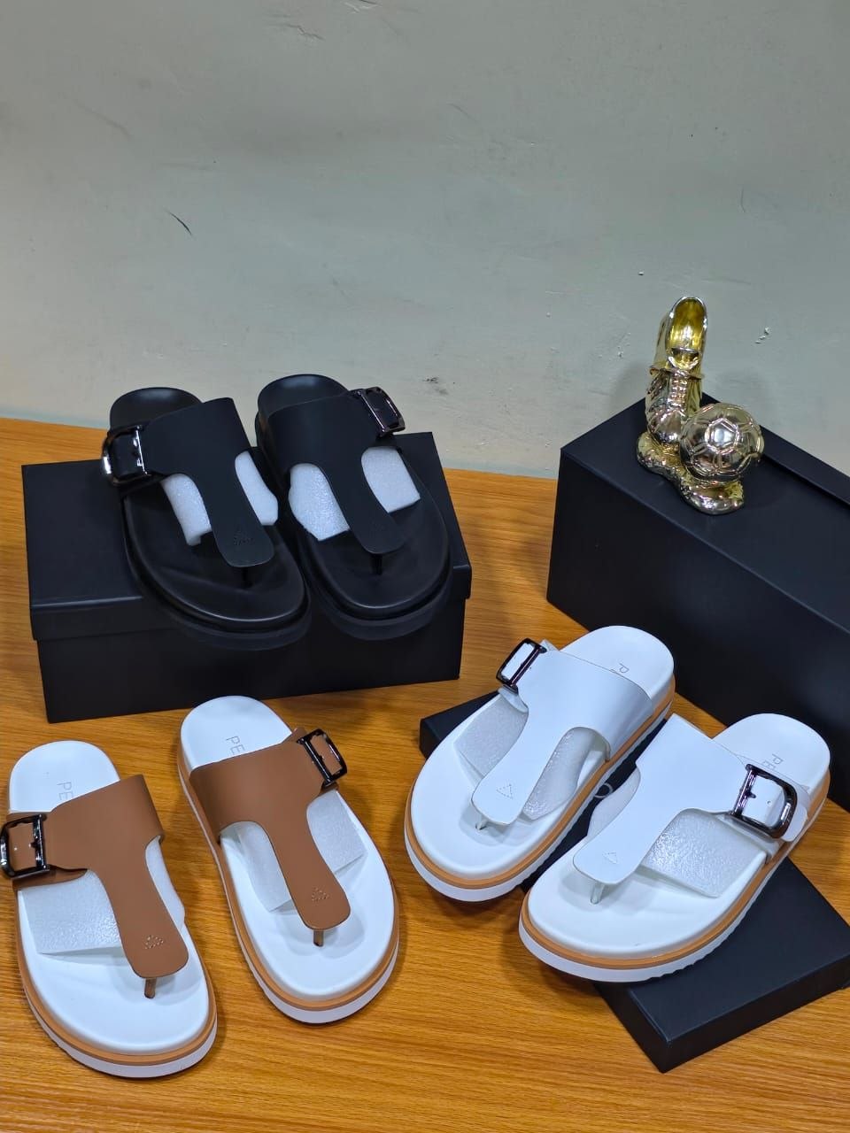 Men’s Premium Leather Buckle Thong Sandals