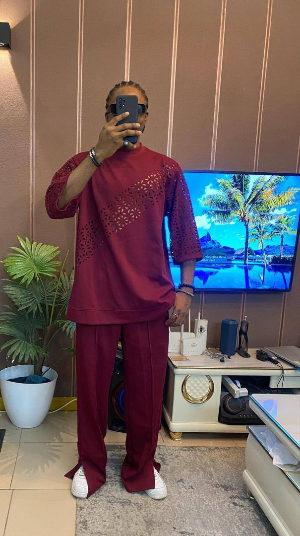 Men's Laser-Cut Geometric Crewneck Tunic & Side-Slit Pants Set – Wine Burgundy