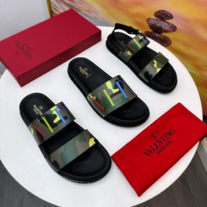 Valentino Garavani VLTN Sandals
