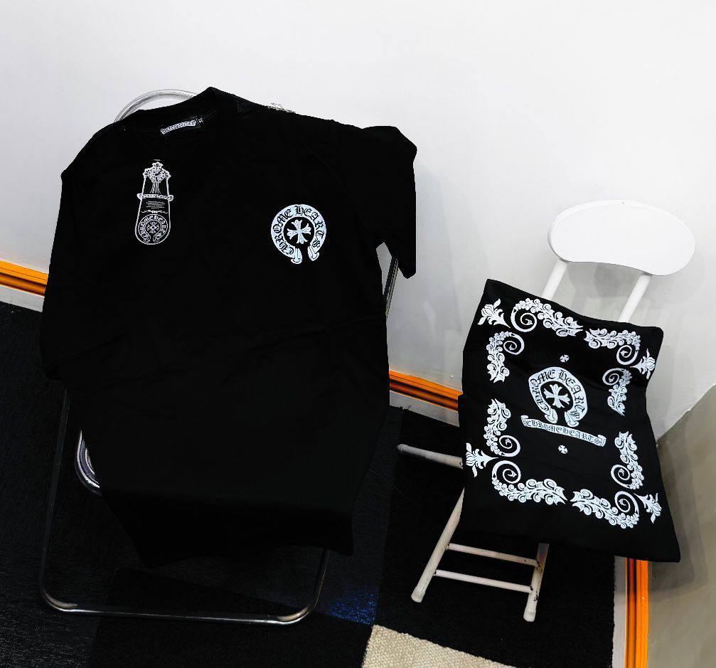 Retro Graffit & Minimalist Streetwear Graphic T-Shirt - Image 3