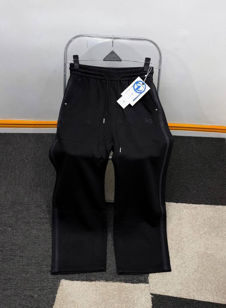Men's Minimalist "SNAKEMAX" Relaxed Wide-Leg Trousers