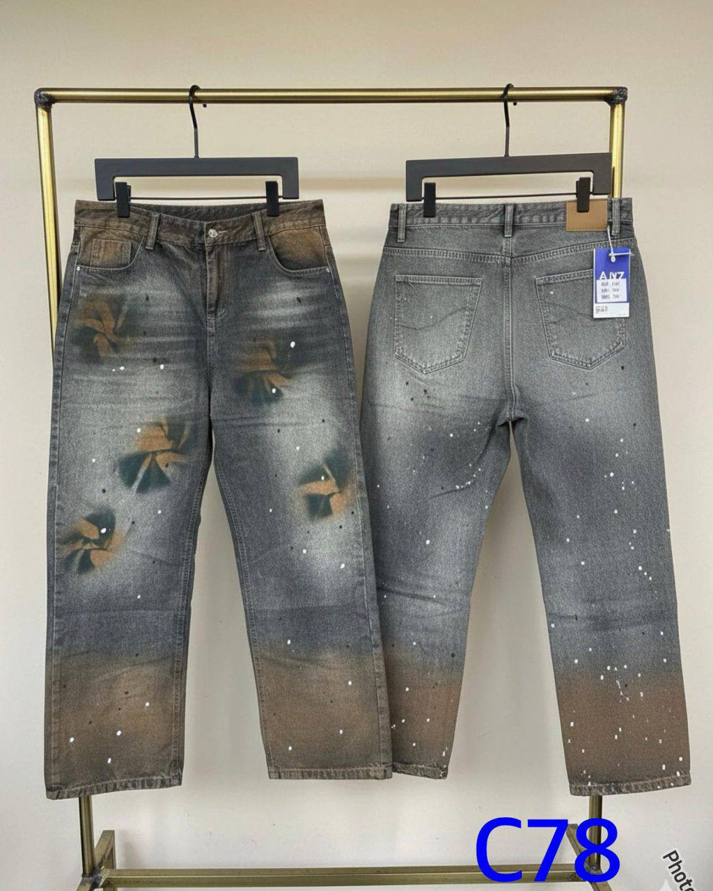 Men's Premium Earth-Tone Gradient Jeans – Relaxed Fit Ombre Paint-Splatter Straight-Leg Denim