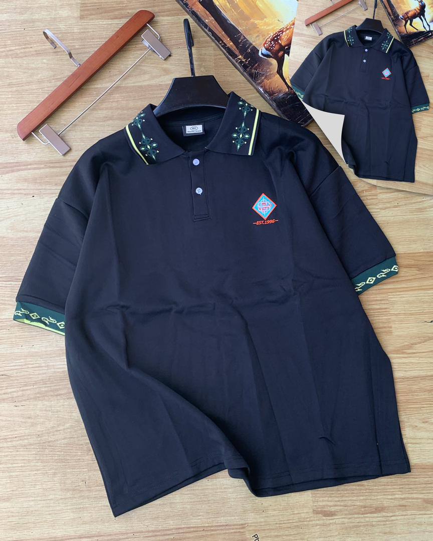 Men's Vintage Patterned Button-Down Shirt