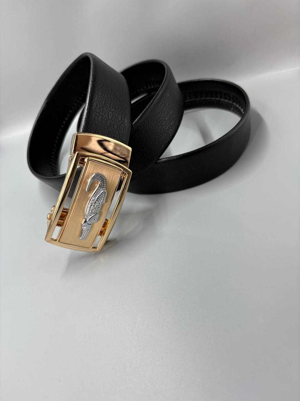 Men’s Lacoste-Inspired Two-Tone Crocodile Belt