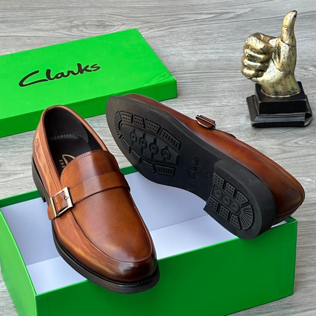 Clarks Signature Single Monk-Strap Loafers – Tan