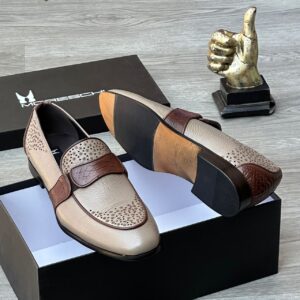 Moreschi Textured Penny Loafers - Beige