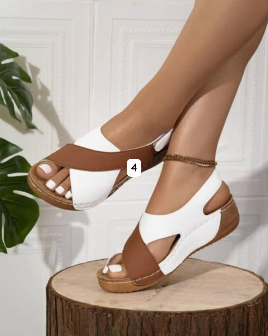 Aura Monochromatic Comfort Wedge Sandals - Brown