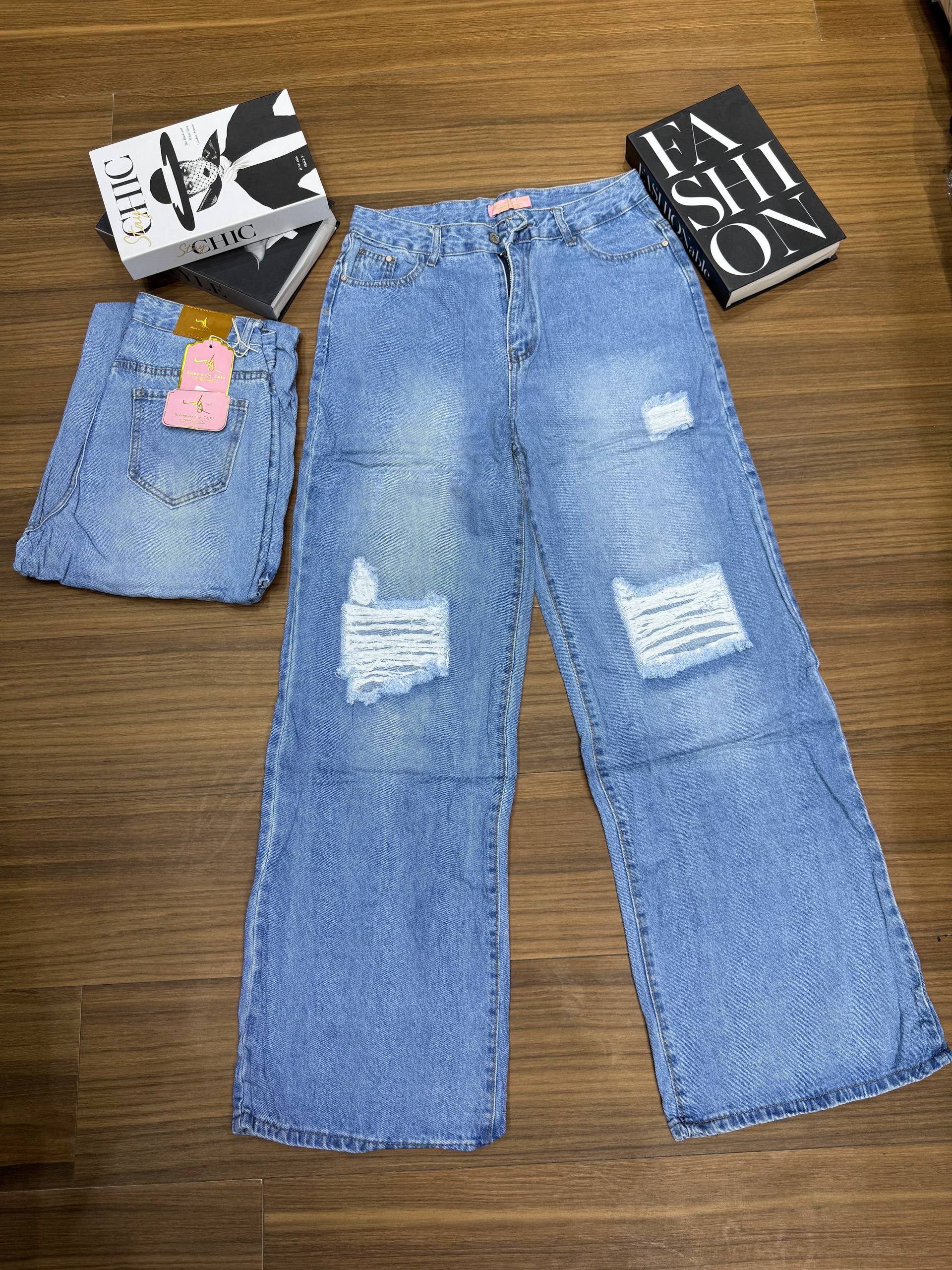 Relaxed-Fit Distressed Wide-Leg Denim Jeans - Image 2