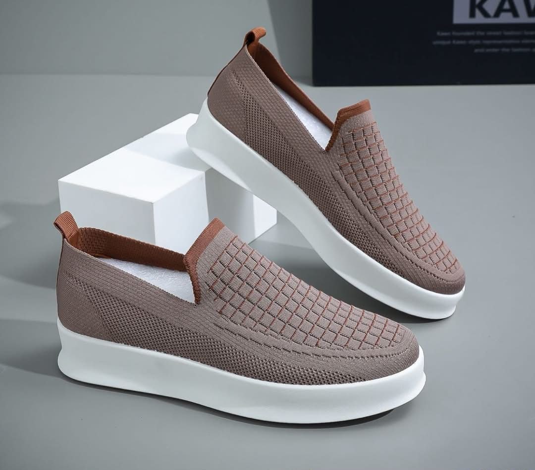 Retro Court Shoes & Leisure Walking Sneakers - Image 2