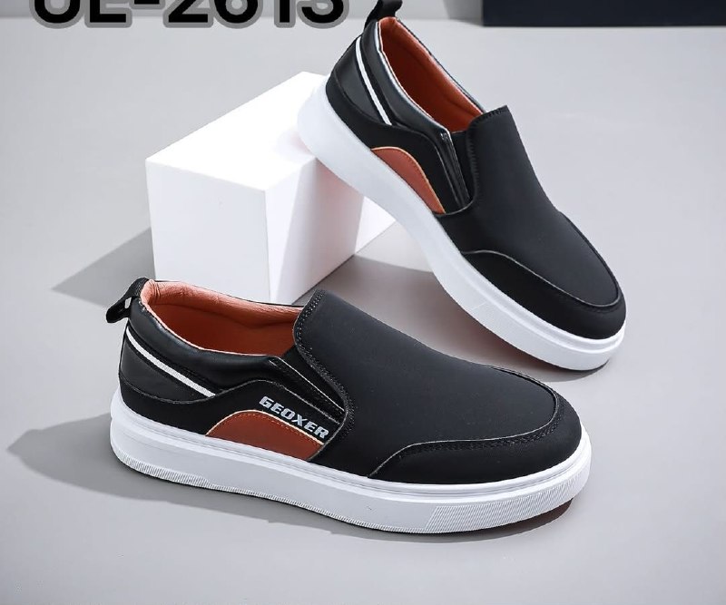 Men’s Premium Canvas Low-Top Sneakers - Image 4
