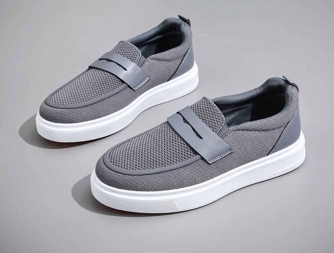 Men’s Premium Low-Top Casual Sneakers - Image 2