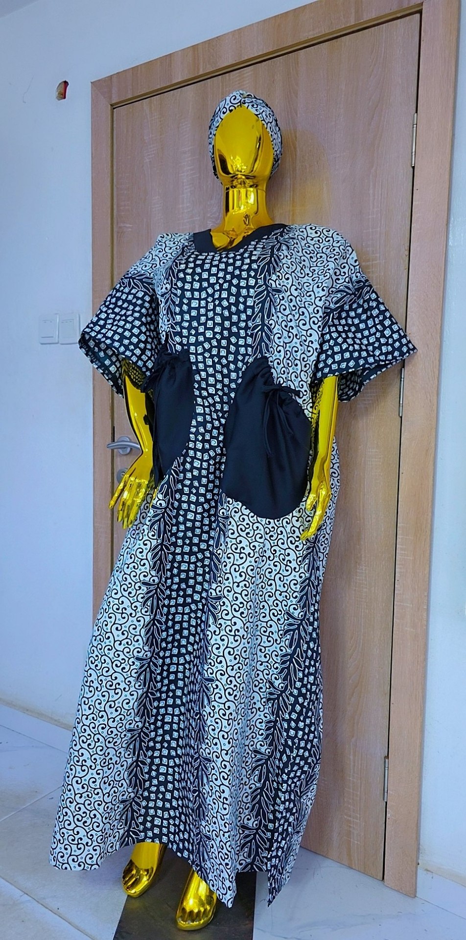 Pattern V-Neck Boubou Gown with Utility Pocket Accents