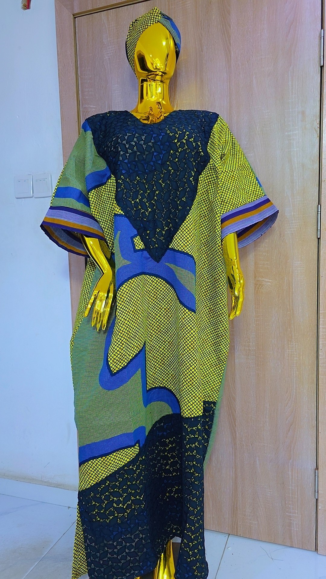 Floral African Boubou Gown with Matching Headwrap & Lace Accents - Image 2