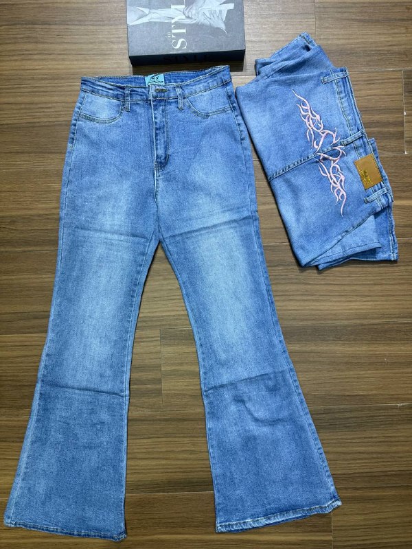 Y2K Aesthetic Embroidered Back-Detail Washed Grey Flared Jeans - Image 2