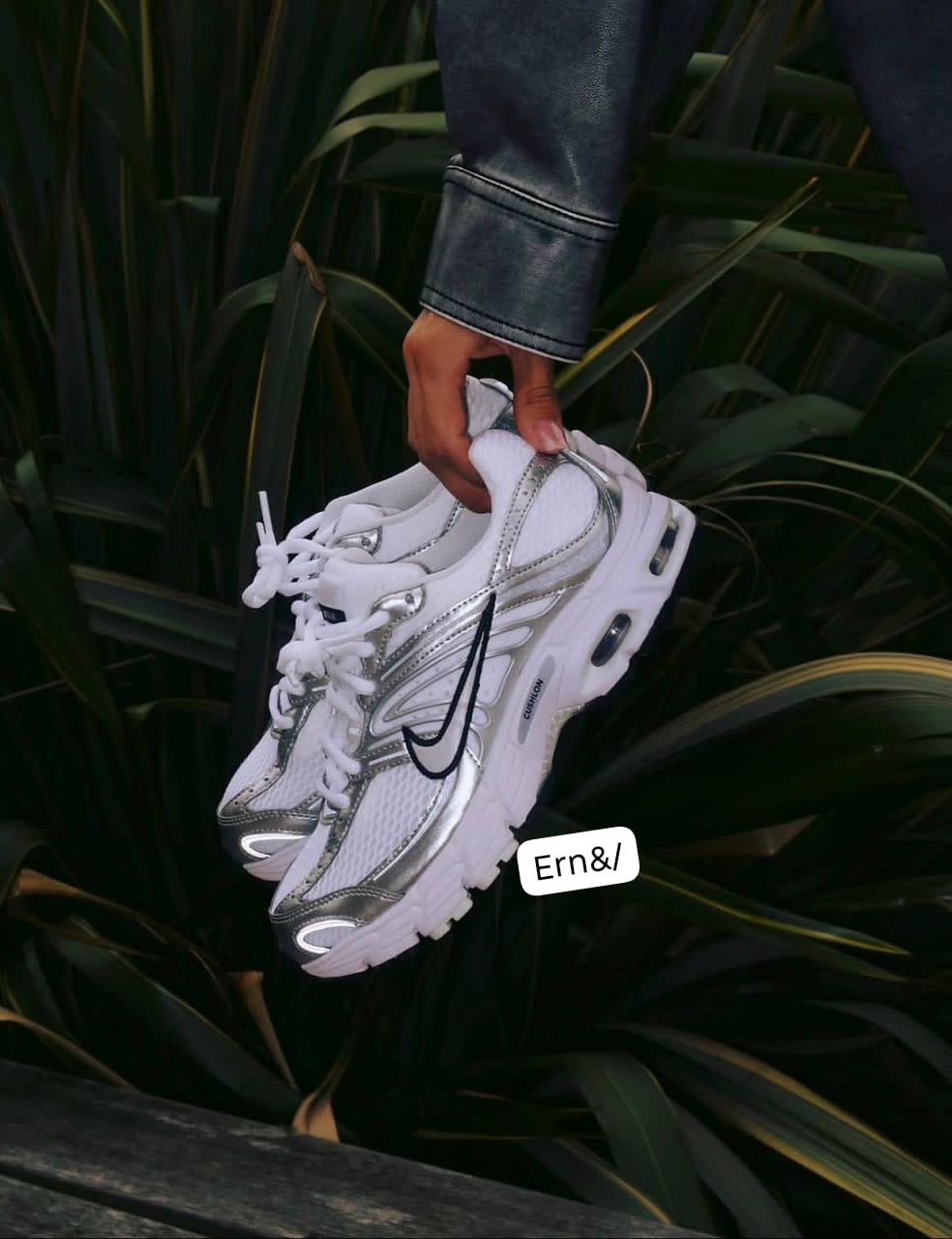 Nike Air Max Thick Sole Lightweight Sneakers