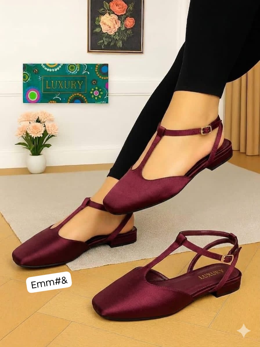Chic Pointed-Toe Satin Low Heel Slingback