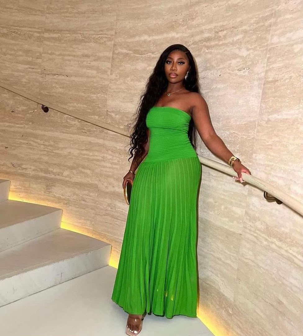 Women’s Premium Ribbed Pleated Tube Maxi Dress
