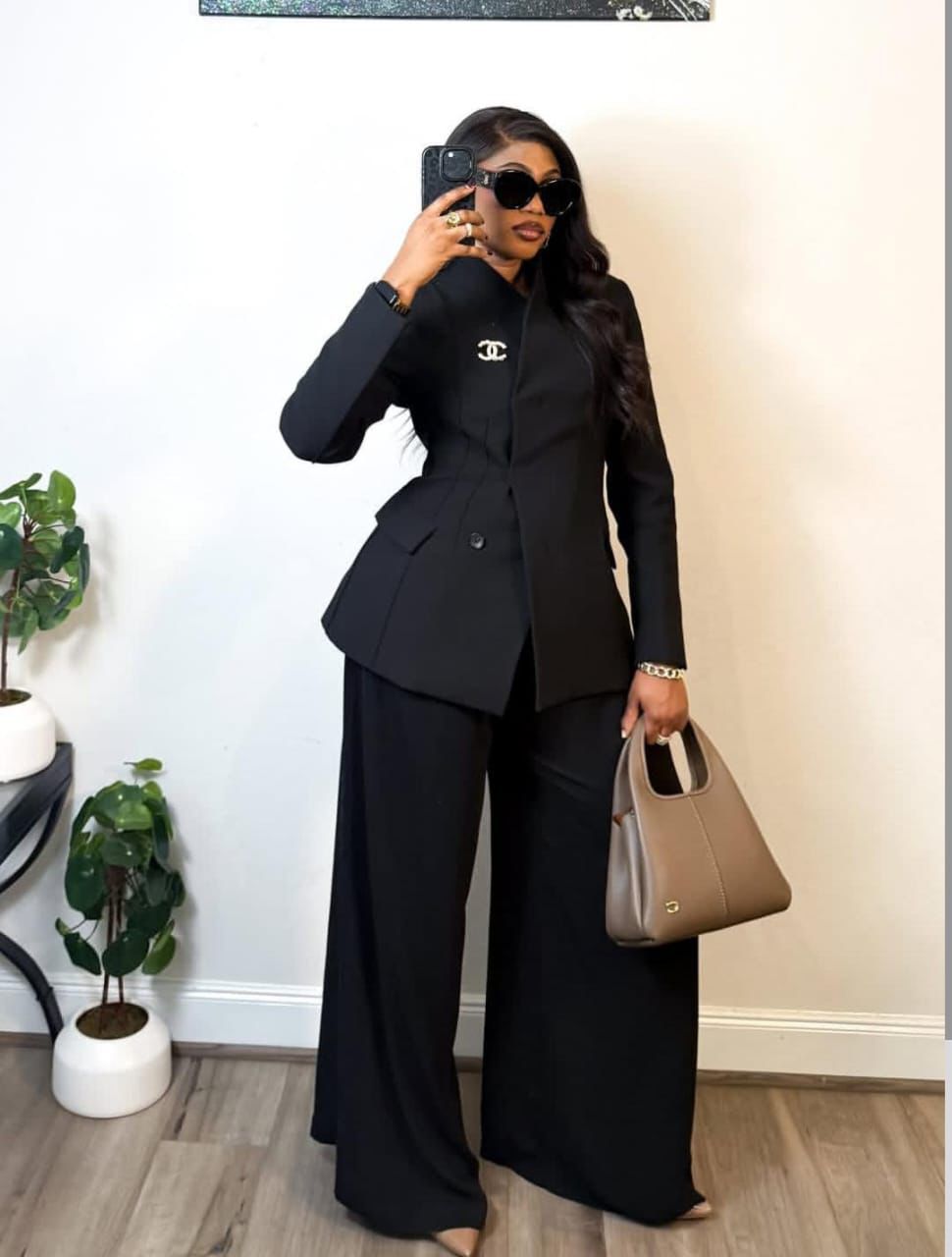 Women’s Two-Piece High-Collar Blazer and Wide-Leg Pant Suit Set