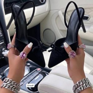 Women's Luxurious Velvet Pointed-Toe Slingback Pumps