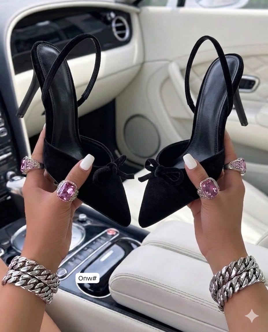 Women's Luxurious Velvet Pointed-Toe Slingback Pumps