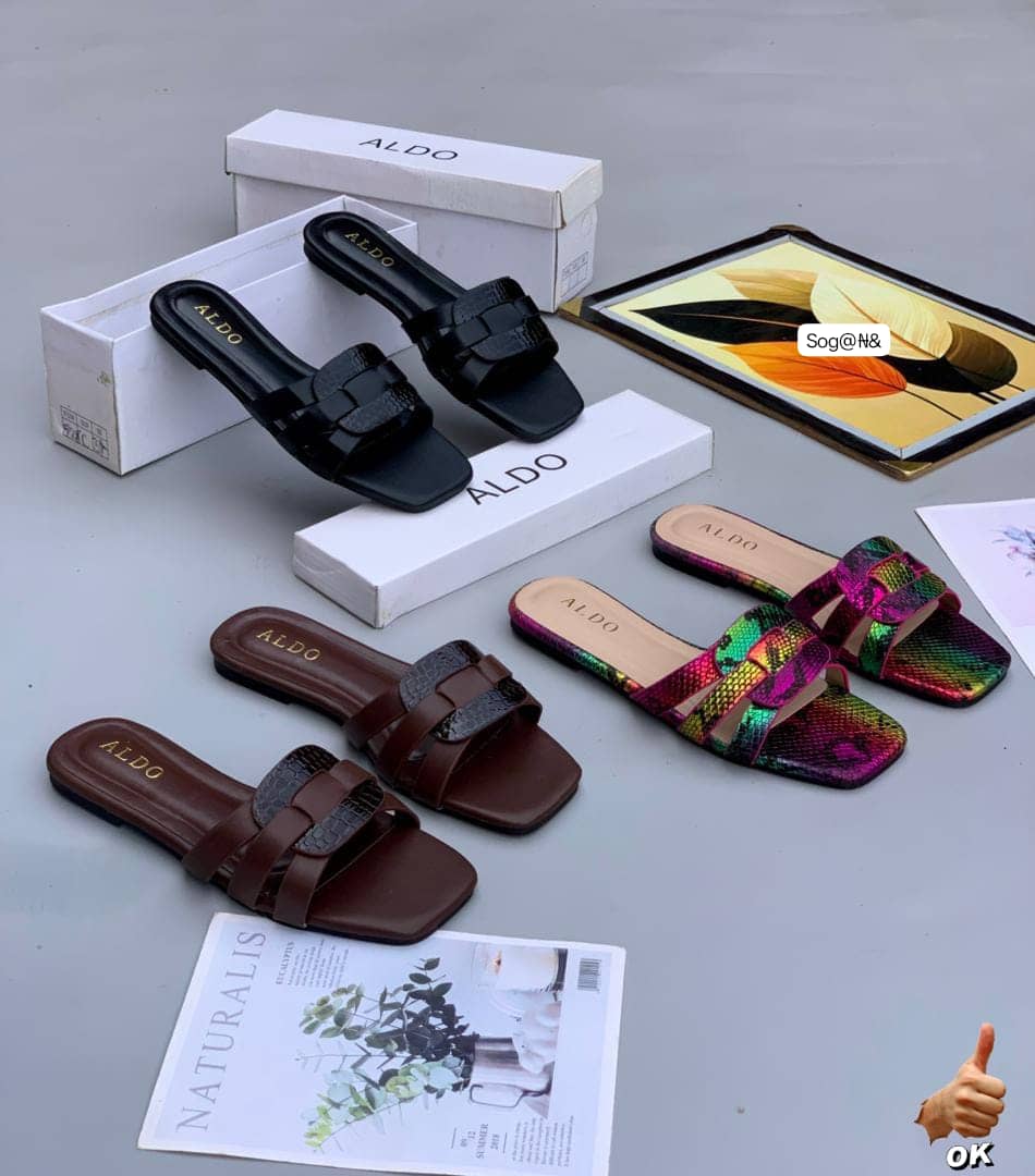 ALDO Premium Square-Toe Flat Slide Sandals