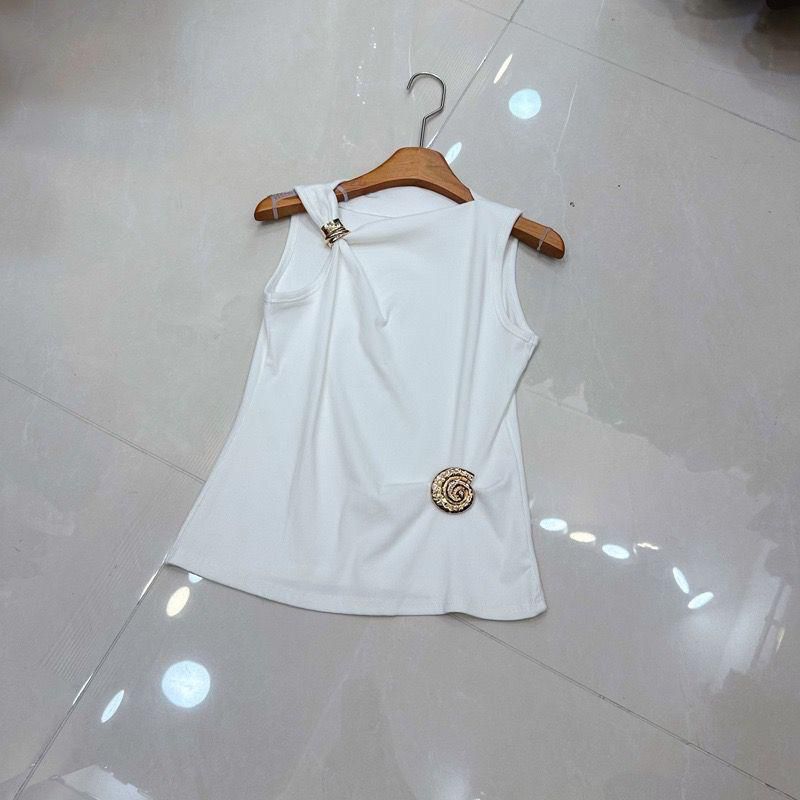 Women’s Elegant Draped One-Shoulder Tank Top with Gold Hardware Accent - Image 5