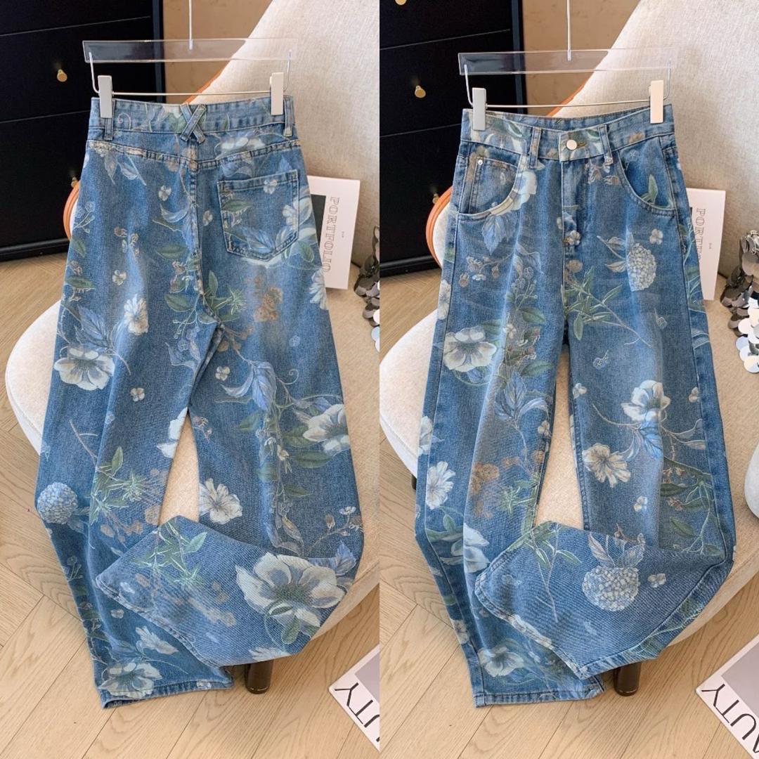 Vintage Floral Print High-Waisted Wide-Leg Jeans – Chic Denim Trousers - Image 2