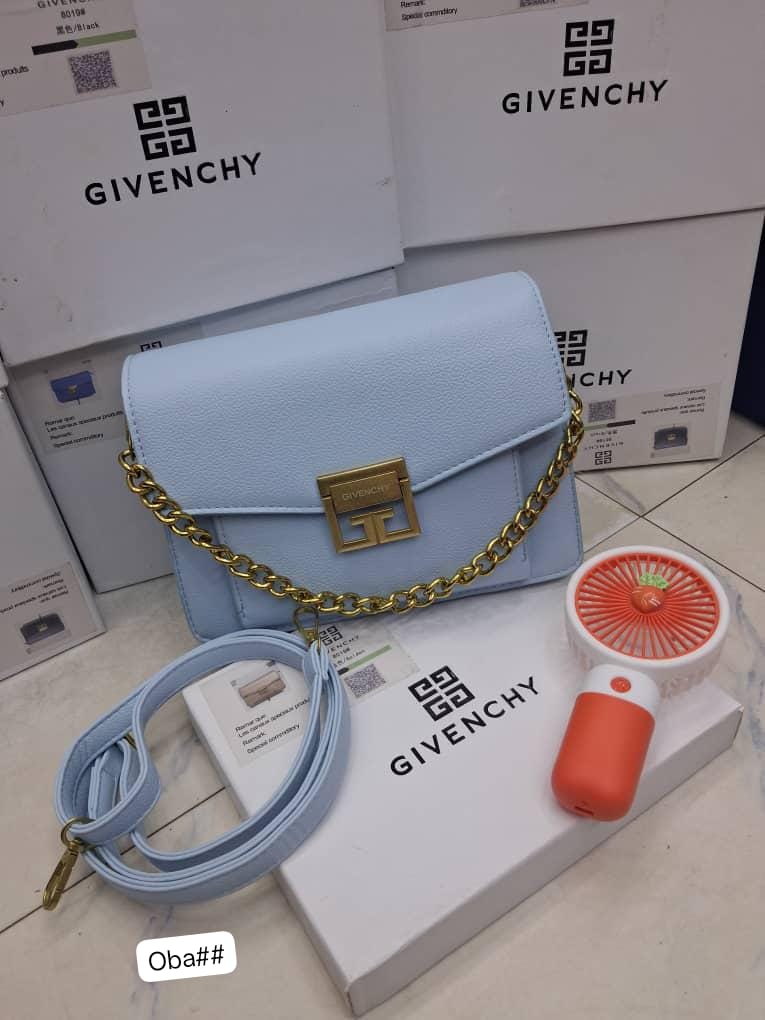 Givenchy Inspired Women's Pebble-Grain Leather Shoulder Bag - Image 3