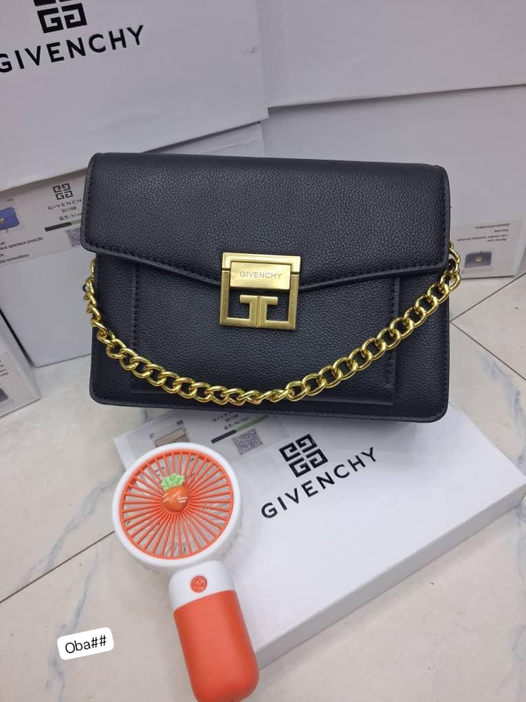 Givenchy Inspired Women's Pebble-Grain Leather Shoulder Bag