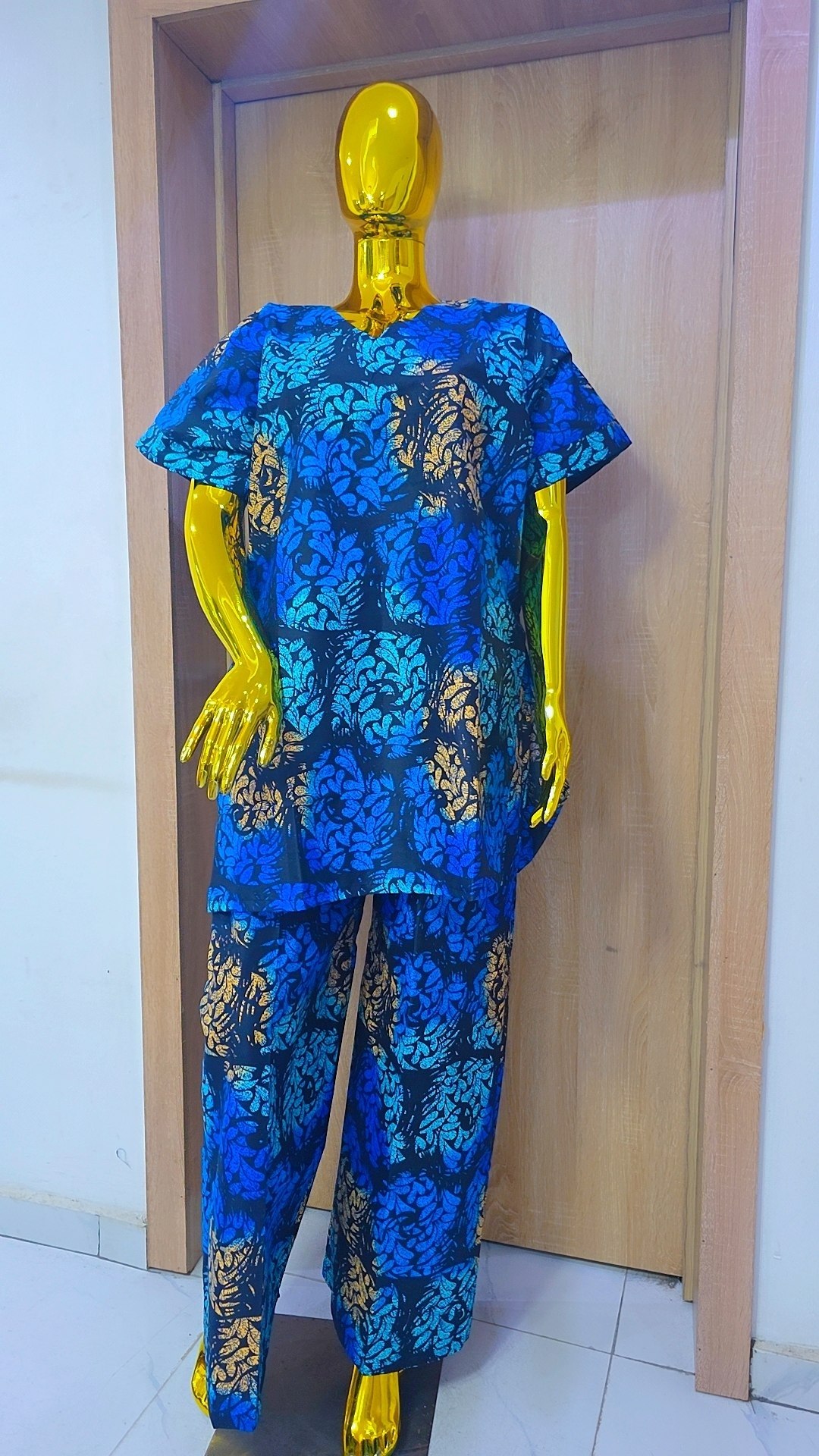 Luxury Two-Piece Ankara Set – Cobalt Blue & Bronze Damask
