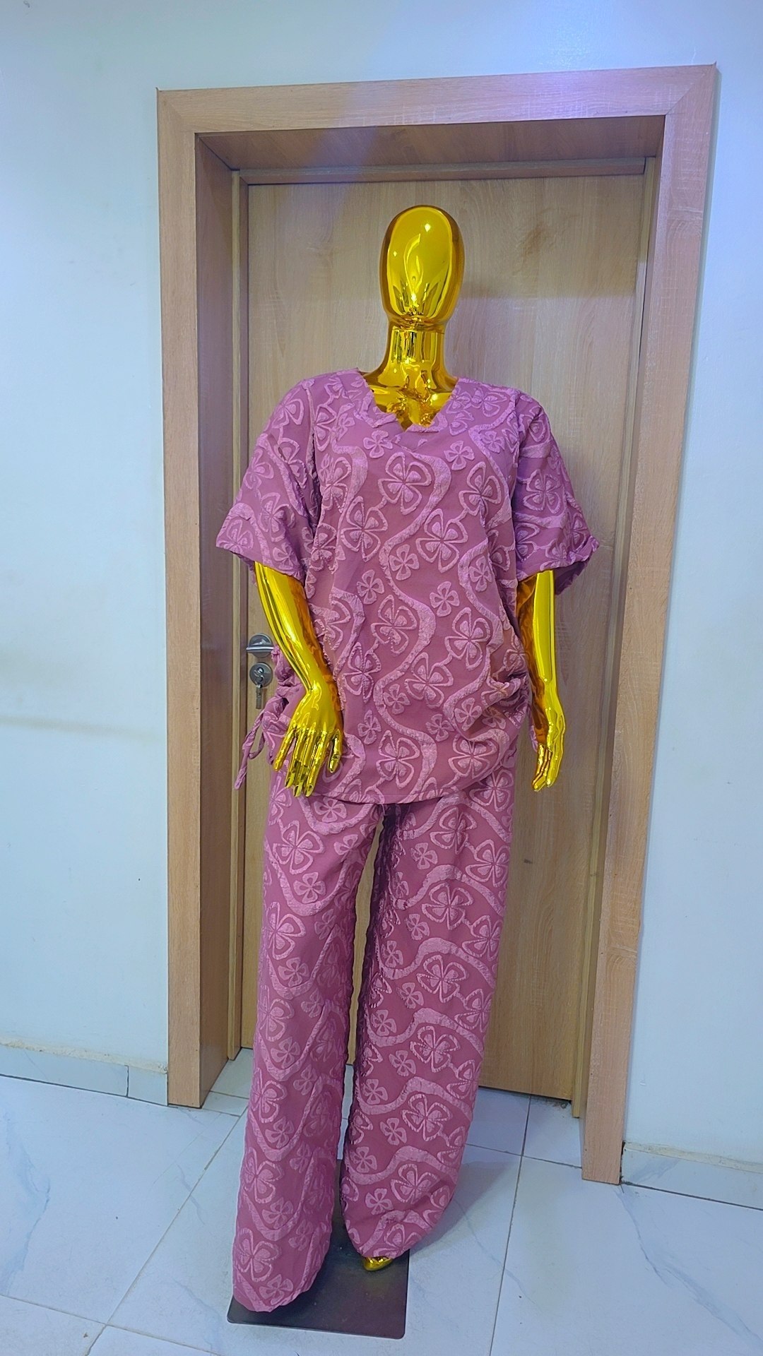 Luxury Two-Piece Loungewear Set – Dusty Rose Clover Lace