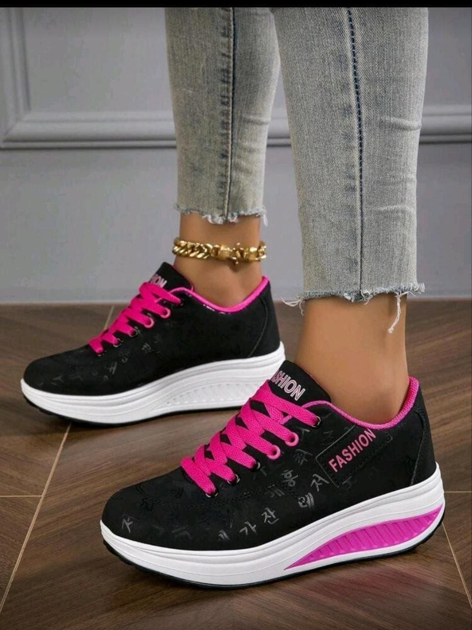 Women's "Typography Sculpt" Wedge Rocker Shoes - Cyber Fuchsia Black