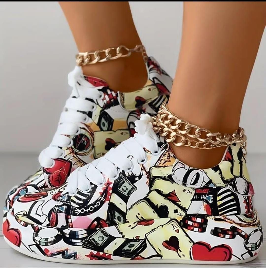 Urban Edge Graphic Print Low-Top Sneaker - Casino Royale Red